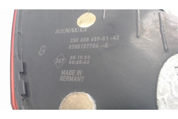 Recambio de piloto trasero izquierdo para renault scenic ii (jm) referencia OEM IAM 8200127704 8200127704E 