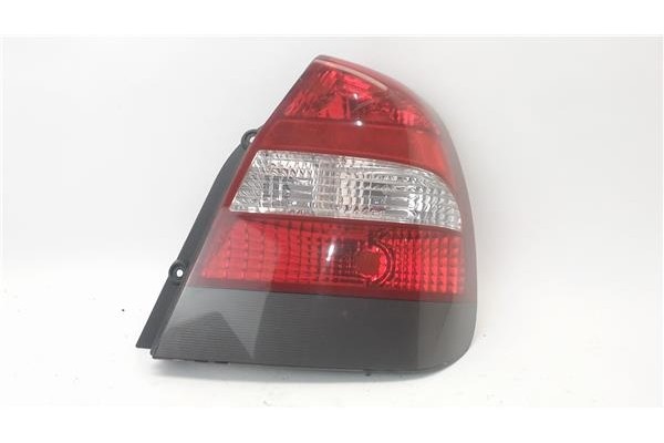 Recambio de piloto trasero derecho para daewoo nubira berlina referencia OEM IAM 311001420  