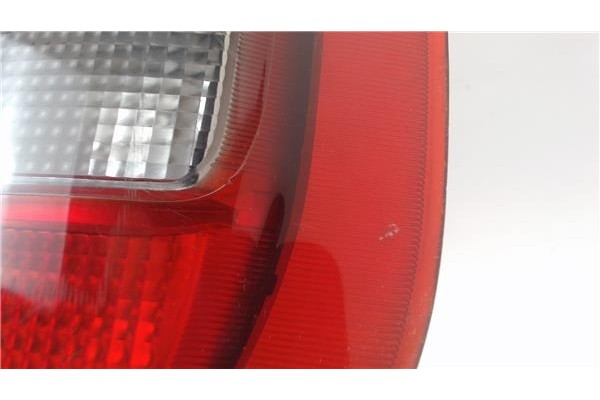 Recambio de piloto trasero derecho para daewoo nubira berlina referencia OEM IAM 96190748 311000732 