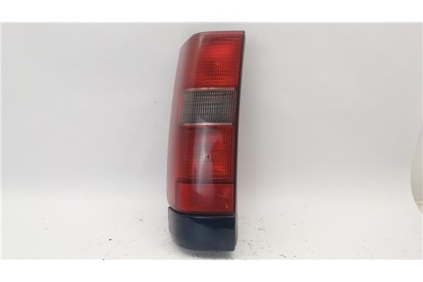 Recambio de piloto trasero izquierdo para volvo serie 850 referencia OEM IAM 3512424 3512418 