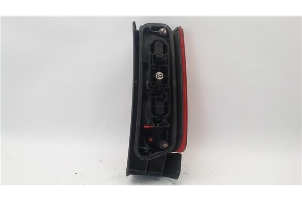 Recambio de piloto trasero izquierdo para volvo serie 850 referencia OEM IAM 3512424 3512418 