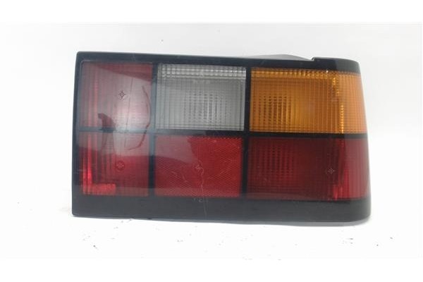 Recambio de piloto trasero derecho para volvo serie 440 referencia OEM IAM 3454331  