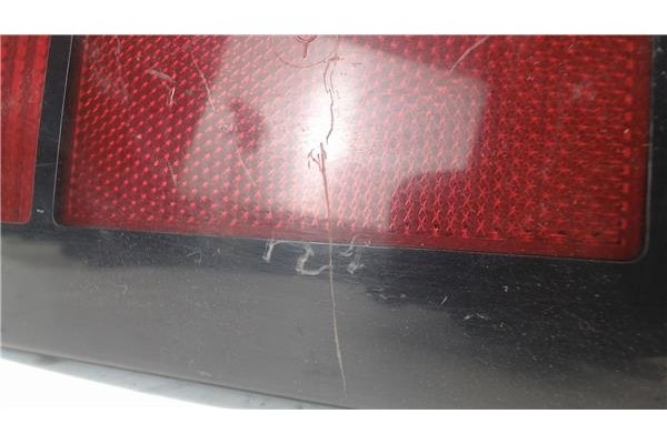 Recambio de piloto trasero derecho para volvo serie 440 referencia OEM IAM 3454331  