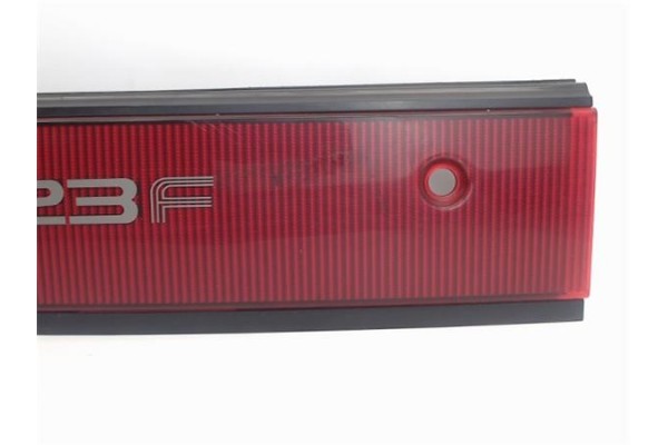 Recambio de piloto trasero central para mazda 323 c/f/s berlina (ba) referencia OEM IAM 674434  