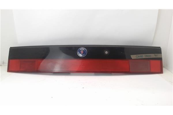 Recambio de piloto trasero central para saab 9000 cs referencia OEM IAM 4521175  