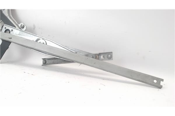 Recambio de mecanismo elevalunas delantero izquierdo para chevrolet kalos referencia OEM IAM 96541653 96541737 
