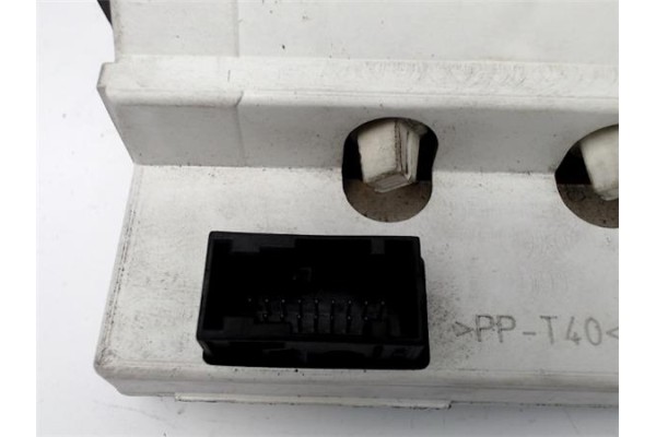 Recambio de reloj horario para peugeot 206 1.4 16v referencia OEM IAM 9647409777 216694574 