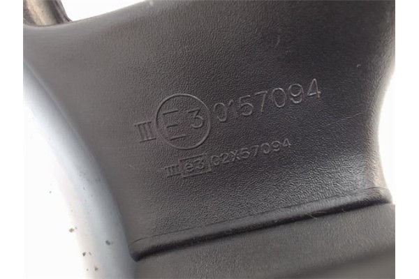 Recambio de retrovisor electrico izquierdo para citroen saxo referencia OEM IAM   