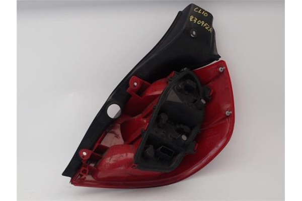 Recambio de piloto trasero izquierdo para renault clio iii referencia OEM IAM 8200459962  