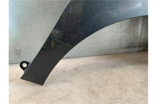 Recambio de aleta delantero derecha para peugeot 5008 1.6 allure referencia OEM IAM 7841AF  