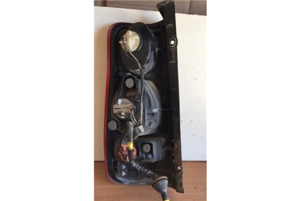 Recambio de piloto trasero derecho para hyundai matrix (fc) 1.5 crdi gls referencia OEM IAM 92402170 R02R 