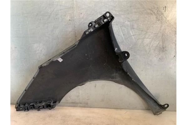 Recambio de aleta delantero derecha para peugeot 5008 1.6 allure referencia OEM IAM 7841AF  