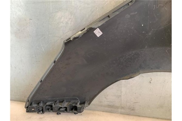 Recambio de aleta delantero derecha para peugeot 5008 1.6 allure referencia OEM IAM 7841AF  