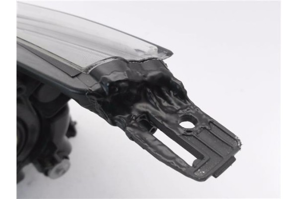 Recambio de faro delantero dcho para nissan qashqai ii (j11e) 1.5 acenta referencia OEM IAM 260104EH1B  