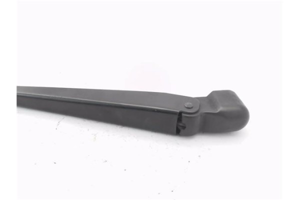 Recambio de brazo limpiaparabrisas trasero para citroen berlingo 2.0 600 hdi furg. referencia OEM IAM 6429K8  