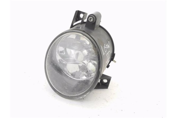 Recambio de faro antiniebla derecho para seat leon (1p1) 1.6 reference referencia OEM IAM 4B0941700  