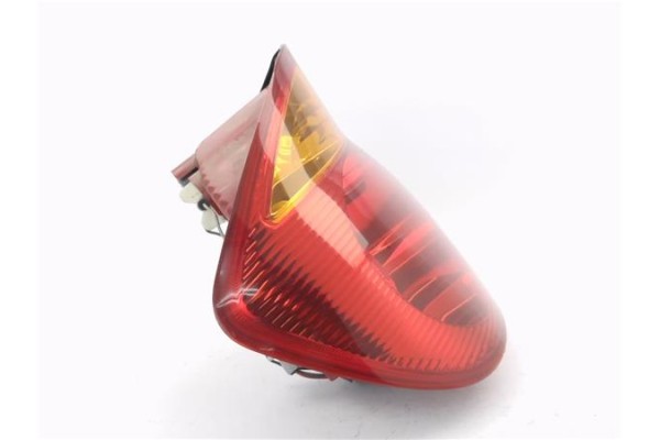 Recambio de piloto trasero izquierdo para hyundai accent (lc) 1.3 gl 4p referencia OEM IAM 92401257  