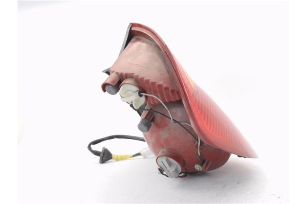 Recambio de piloto trasero izquierdo para hyundai accent (lc) 1.3 gl 4p referencia OEM IAM 92401257  