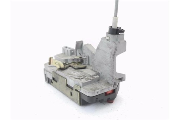 Recambio de cierre electromagnetico trasero derecho para peugeot 307 break / sw (s1) 1.6 break xr referencia OEM IAM 9138C0  