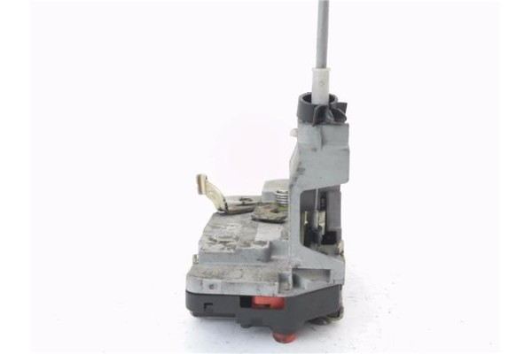 Recambio de cierre electromagnetico trasero derecho para peugeot 307 break / sw (s1) 1.6 break xr referencia OEM IAM 9138C0  