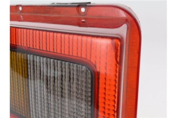 Recambio de piloto trasero izquierdo para citroen zx 1.4 / 1.4i avantage referencia OEM IAM 95656610  