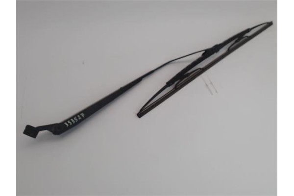Recambio de brazo limpiaparabrisas delantero derecho para suzuki swift iii (sg) 1.3 referencia OEM IAM   