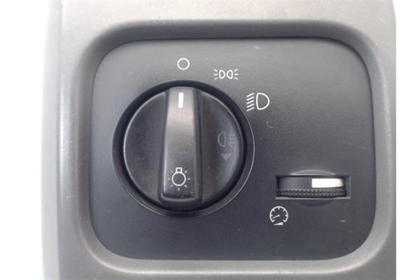 Recambio de conmutador luces para land rover discovery 2.7 td referencia OEM IAM YUD501460PVJ  