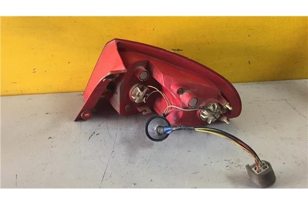 Recambio de piloto trasero izquierdo para daewoo lacetti 1.6 cdx referencia OEM IAM 96387724  
