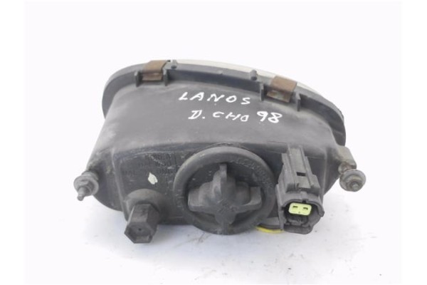Recambio de faro antiniebla derecho para daewoo lanos 1.4 i referencia OEM IAM 96303262  