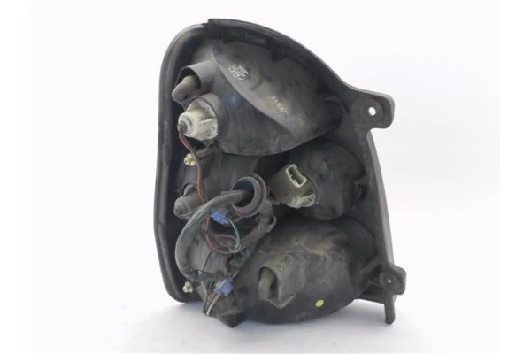Recambio de piloto trasero derecho para kia carnival 2.5 v6 ls referencia OEM IAM K55A51150A  