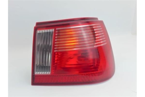 Recambio de piloto trasero derecho para seat ibiza (6k1) 1.4 referencia OEM IAM 6K6945258  