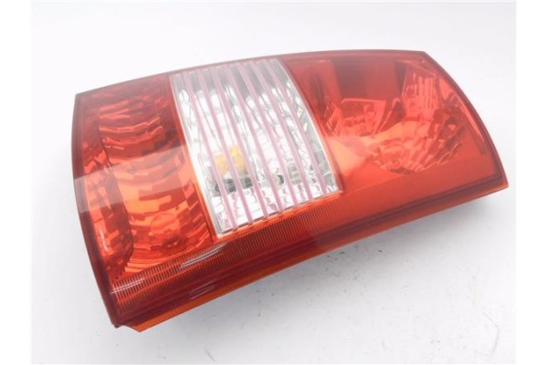 Recambio de piloto trasero derecho para kia picanto (sa) 1.0 concept referencia OEM IAM 9240207010  