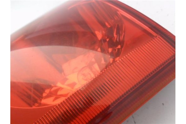 Recambio de piloto trasero derecho para kia picanto (sa) 1.0 concept referencia OEM IAM 9240207010  