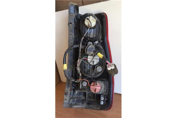 Recambio de piloto trasero izquierdo para hyundai matrix (fc) 1.5 crdi gls referencia OEM IAM 92401170 R02L 