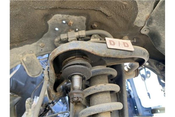 Recambio de brazo superior delantero dcho para toyota land cruiser (j12) 3.0 d-4d (kdj120) referencia OEM IAM 4861060050  