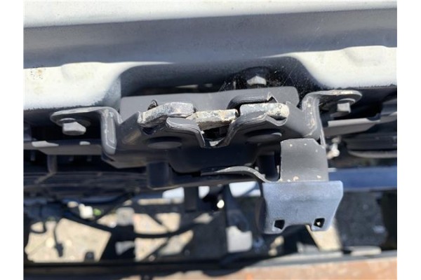 Recambio de cerradura capo para toyota land cruiser (j12) 3.0 d-4d (kdj120) referencia OEM IAM 5351060160  