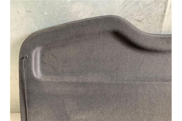 Recambio de bandeja trasero para renault clio iii referencia OEM IAM 8200399776  