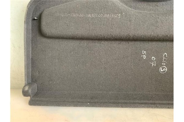 Recambio de bandeja trasero para renault clio iii referencia OEM IAM 8200399776  