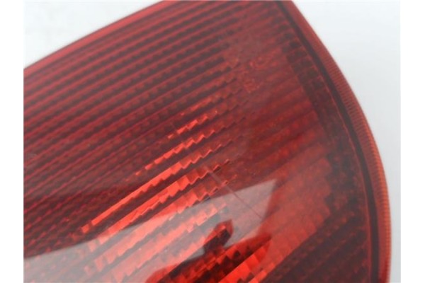 Recambio de piloto trasero derecho para mitsubishi space star (dg0) 1.3 1300 referencia OEM IAM MR586014  