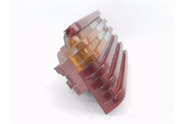 Recambio de piloto trasero izquierdo para rover montego 1.6 referencia OEM IAM BAU4915  