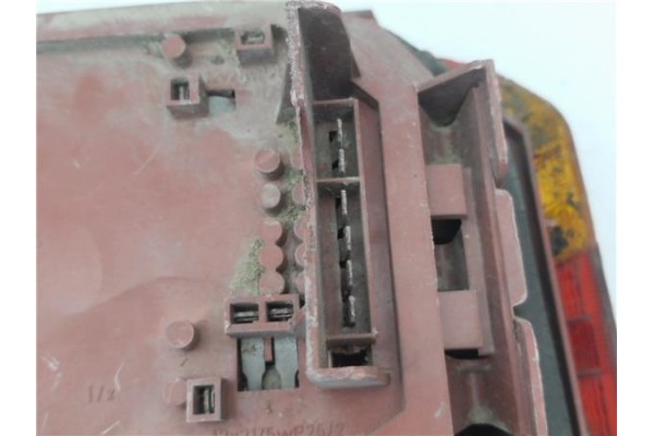 Recambio de piloto trasero izquierdo para rover montego 1.6 referencia OEM IAM BAU4915  