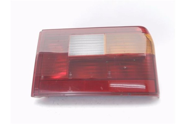 Recambio de piloto trasero derecho para rover montego 1.6 referencia OEM IAM A0198490  