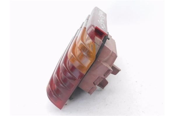 Recambio de piloto trasero derecho para rover montego 1.6 referencia OEM IAM BAU4914  