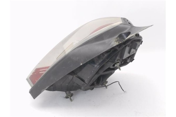 Recambio de piloto trasero izquierdo para fiat stilo (192) 1.2 16v referencia OEM IAM 46823706  