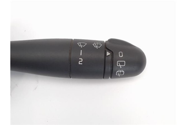 Recambio de mando limpiaparabrisas para renault clio ii fase ii (b/cb0) referencia OEM IAM   