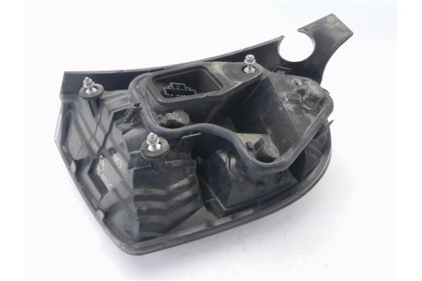 Recambio de piloto trasero izquierdo para fiat stilo (192) 1.2 16v referencia OEM IAM 46823706  