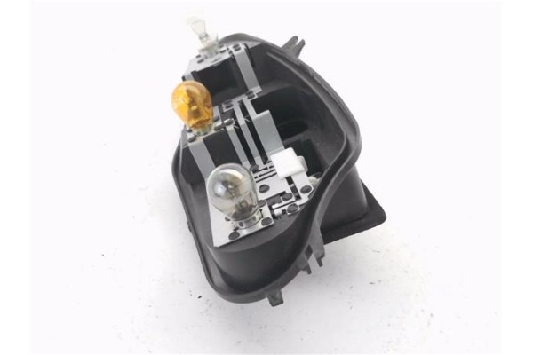 Recambio de portalampara piloto trasero izdo para citroen c3 1.0 attraction referencia OEM IAM 6350KQ  