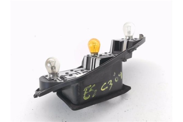 Recambio de portalampara piloto trasero izdo para citroen c3 1.0 attraction referencia OEM IAM 6350KQ  