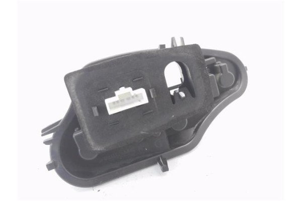 Recambio de portalampara piloto trasero izdo para citroen c3 1.0 attraction referencia OEM IAM 6350KQ  