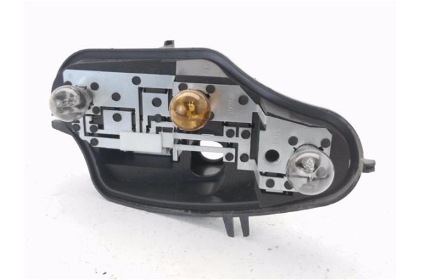 Recambio de portalampara piloto trasero izdo para citroen c3 1.0 attraction referencia OEM IAM 6350KQ  